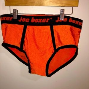 🤡🤡Rare Men’s Joe boxer swim briefs.  Size L.